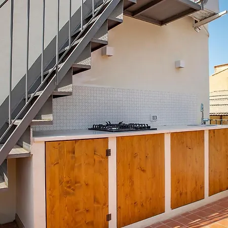 Apartment La Terrazza Sul Vicolo Della Giudecca By Wonderful Italy *