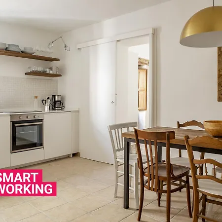 Apartment La Terrazza Sul Vicolo Della Giudecca By Wonderful Italy *